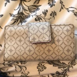 Fossil Wallet